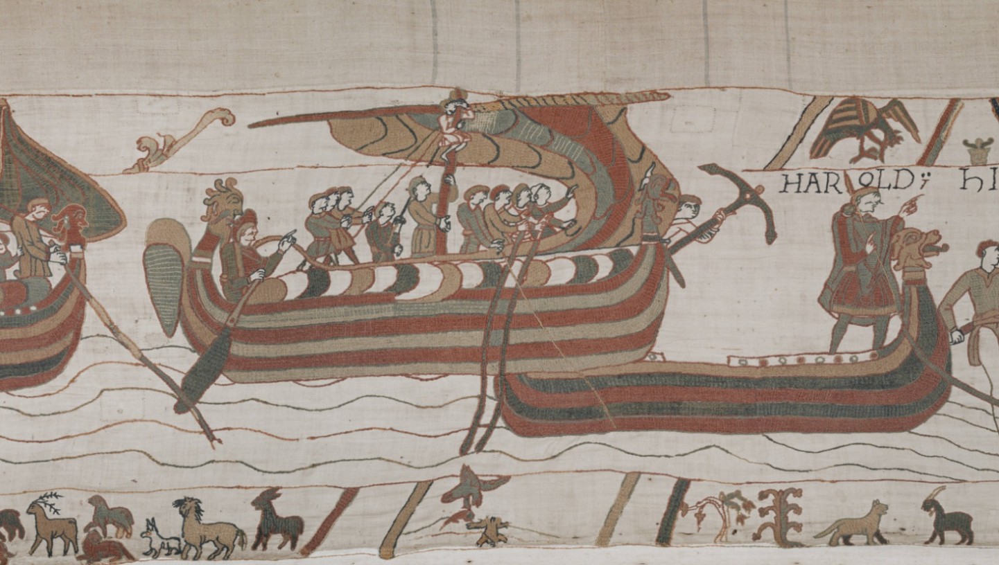 Midden in de nacht is het tapijt van Bayeux naar het British Museum gebracht